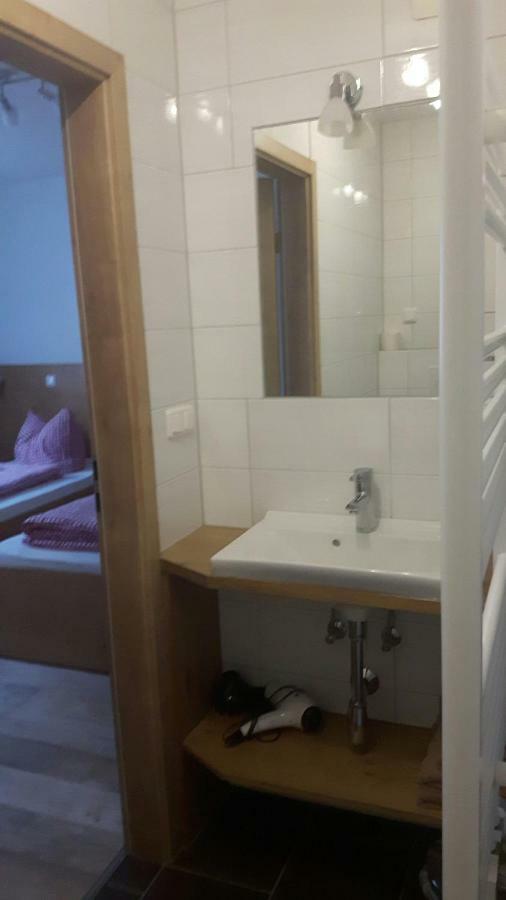 Gaestehaus Engelhard Pension Karbach  Экстерьер фото